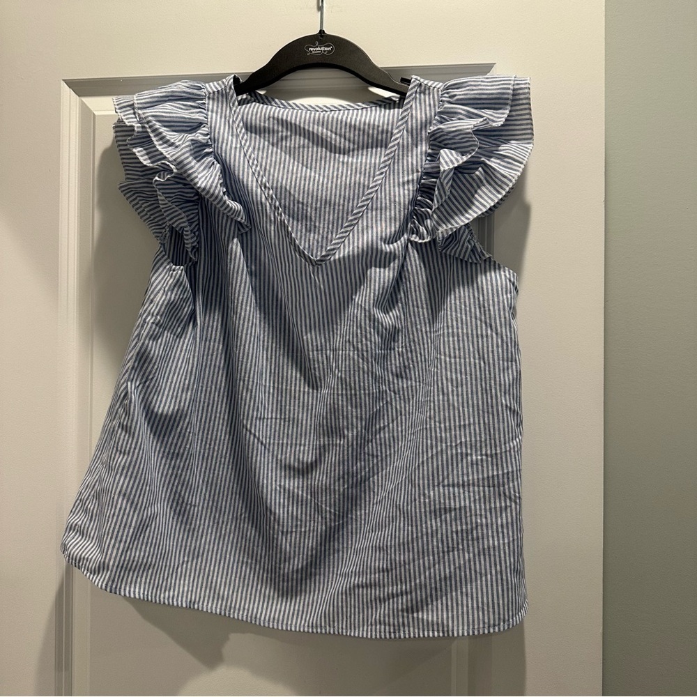 Emery Rose Blue Striped Ruffle Sleeve Top